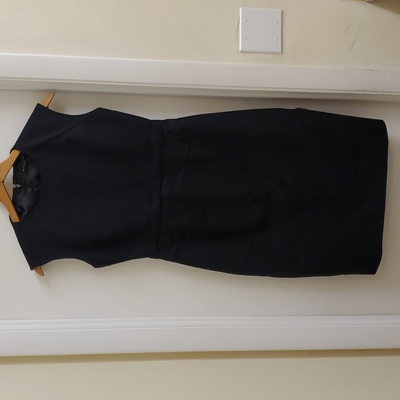 Tahari black sleeveless lined dress size 8 - Picture 1 of 13